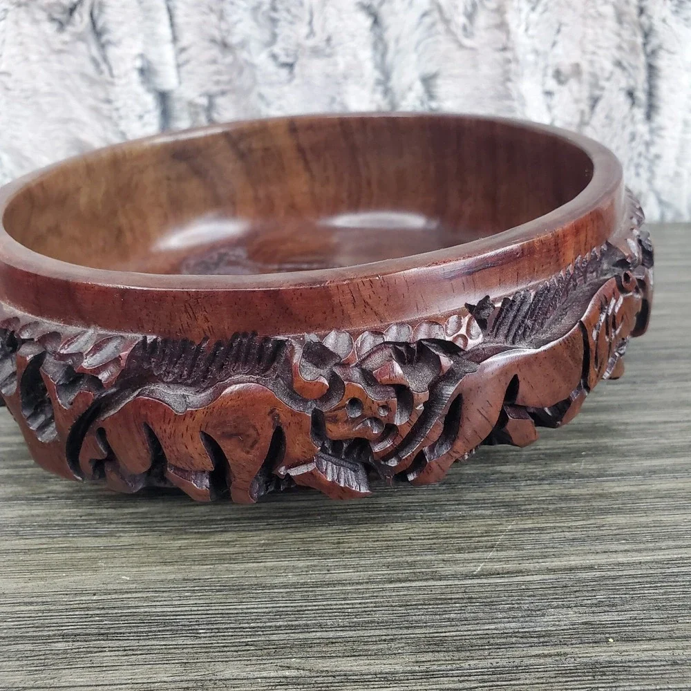 Detailed Craved‎ Safari Jungle Animals Dark Rosewood Thick Decorative Bowl 6.5